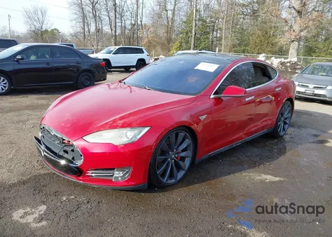 2015 Tesla Model S 70D/85D/P85D z USA, uszkodzony, nr VIN 5YJSA1H25FFP78287